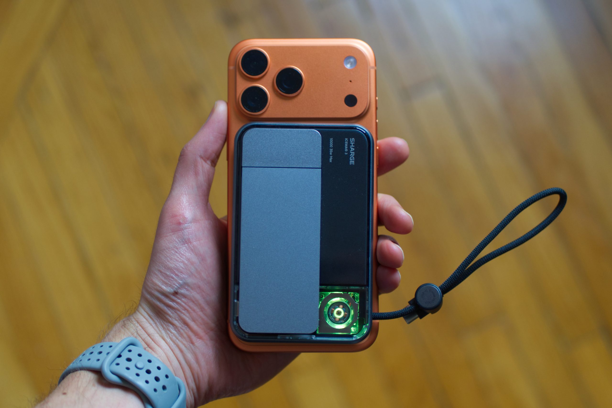 Sharge's Fast Qi2.2 MagSafe Battery Now $70 with Free USB-C Cable