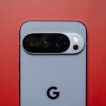 Speculation Indicates Google's 'Pixel Glow' Will Include AI Integration