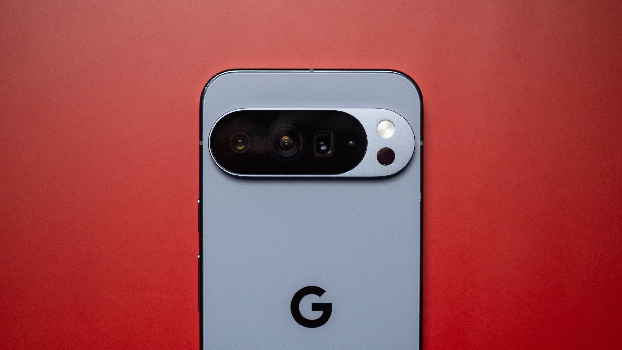 Speculation Indicates Google's 'Pixel Glow' Will Include AI Integration