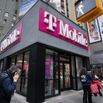 T-Mobile Plan May Counterbalance Netflix Price Hike