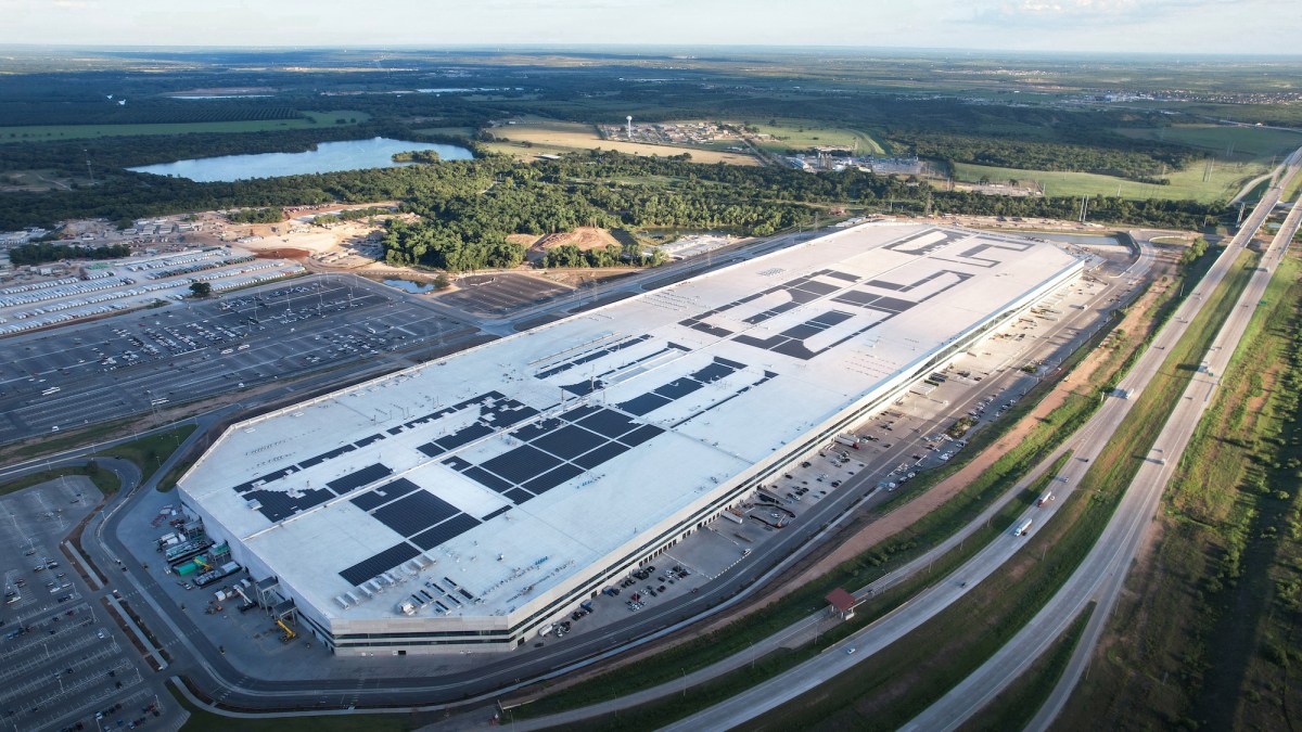 Tesla's Texas Factory Workforce Reportedly Decreased by 22% in 2025