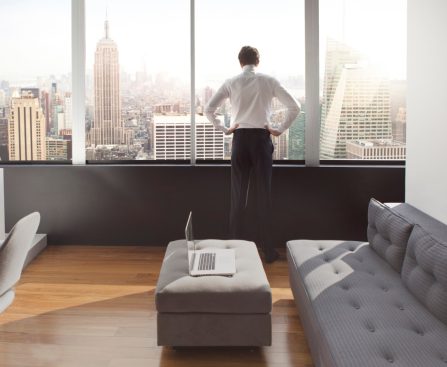 The AI Gold Rush Draws Private Wealth to Riskier, Early Investments