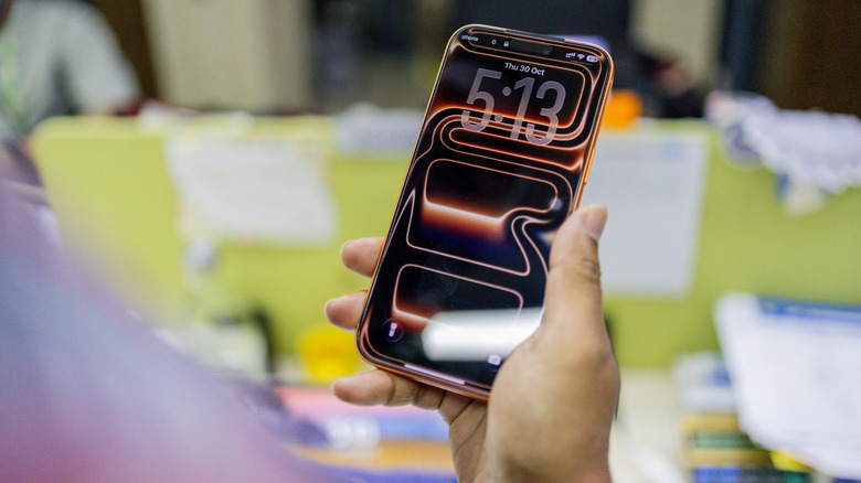 The Elimination of Live Wallpapers on iPhone: Factors Influencing Apple's Choice