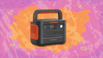 The Jackery Explorer 1000 v2 Power Station is Under $450 at Amazon — Act Fast to Save $370