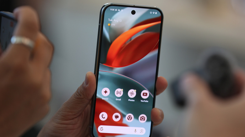 Three Top-Notch Refurbished Android Smartphones Priced Below $400 That Are Worth Considering