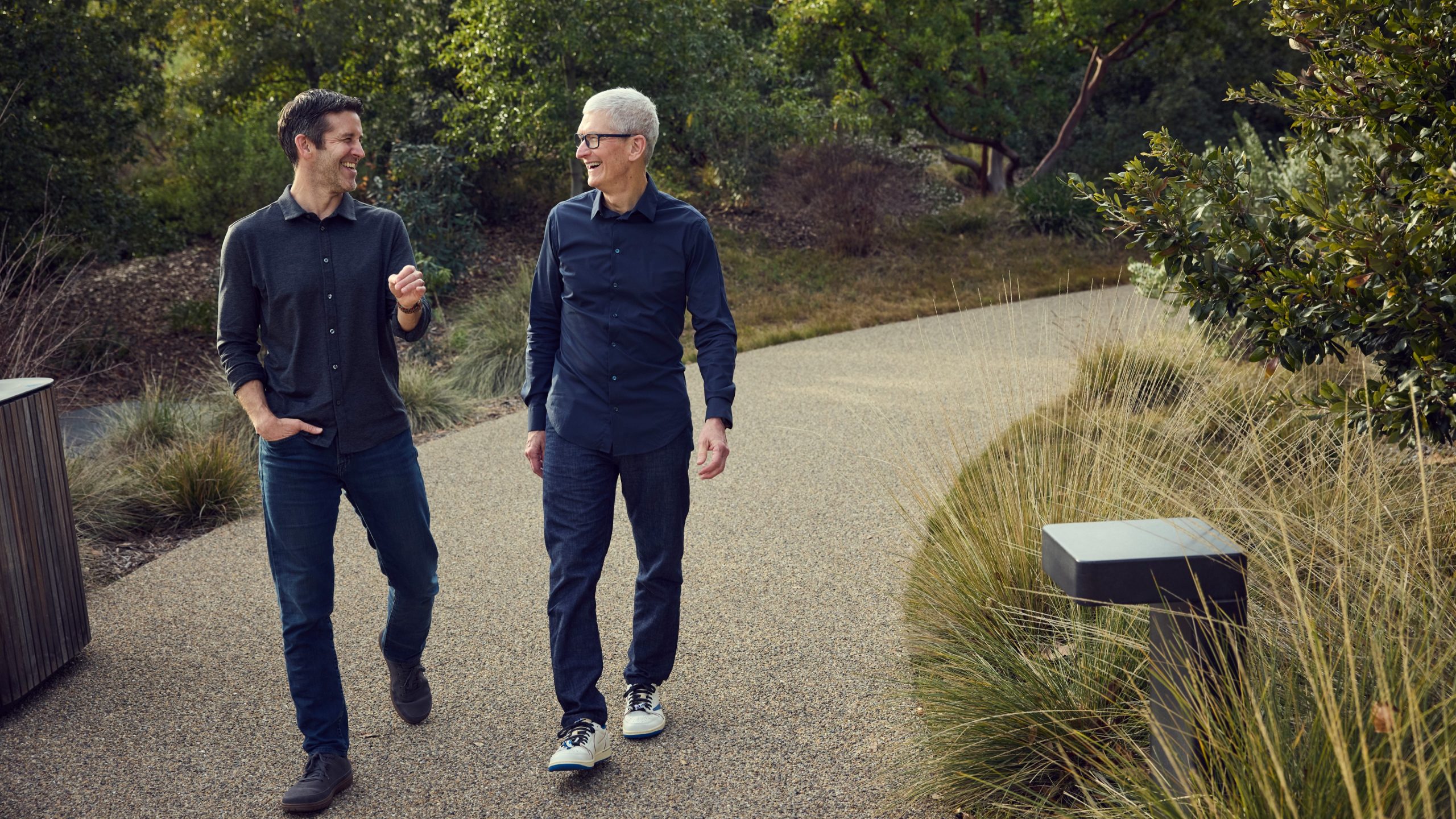 Tim Cook to Resign as Apple CEO Later This Year; Experienced Successor Revealed
