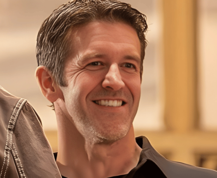 Tim Cook to Step Down as Apple CEO After Nearly 15 Years; Hardware Chief John Ternus to Succeed