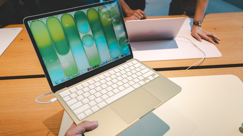 Top 8 Laptops for Minimalists in 2026