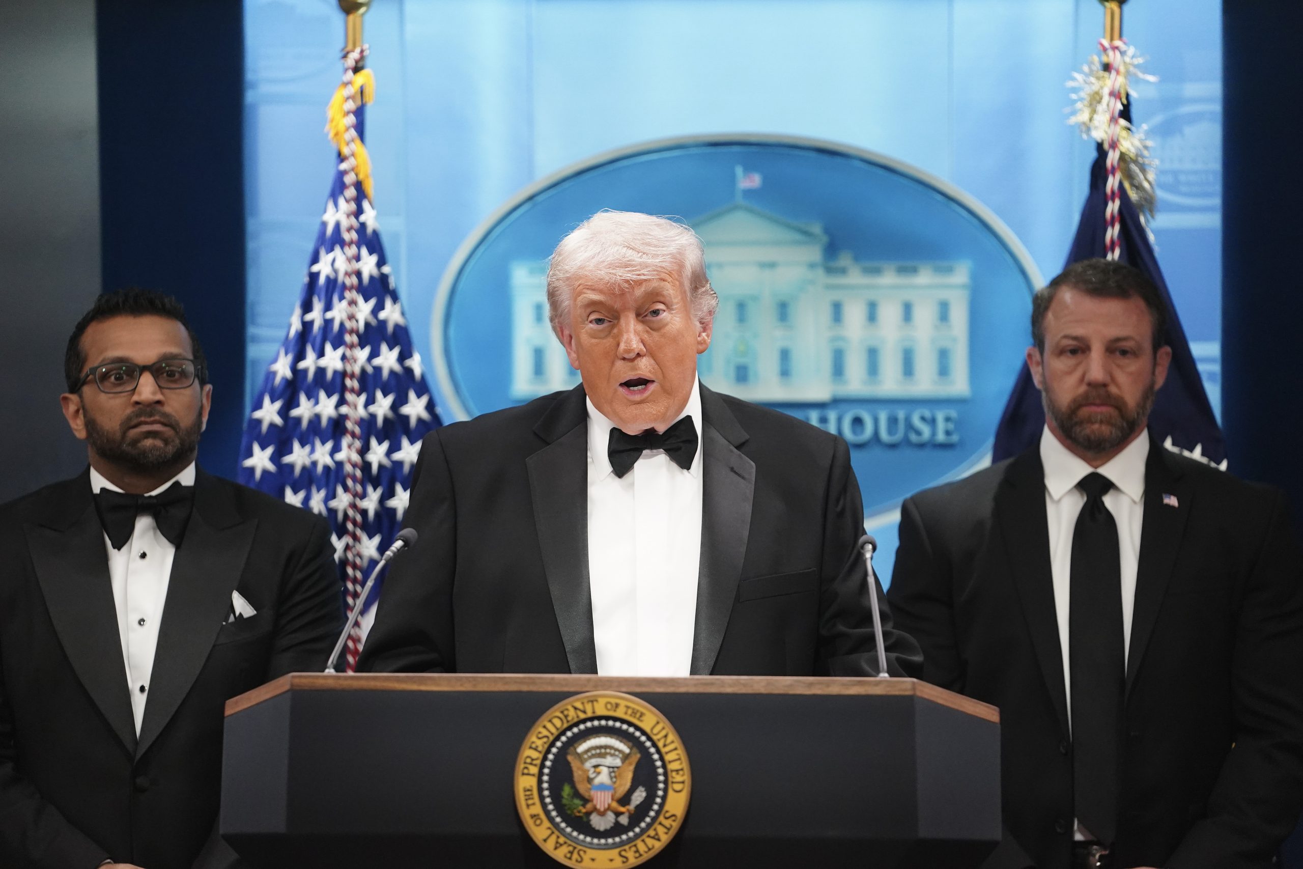 Trump Uses WHCD Incident to Promote White House Ballroom Plan
