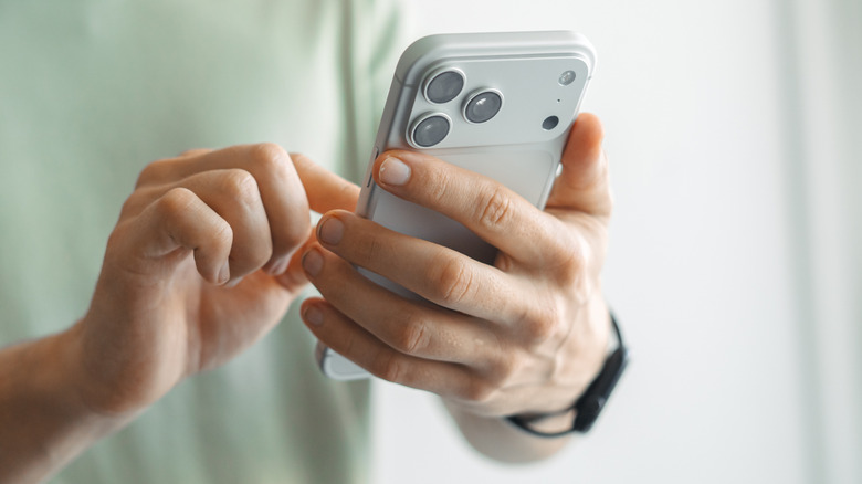 Uncover the Concealed Calculator Functionality in Your iPhone's Messages Application