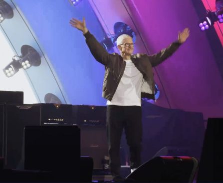 Unprecedented iPhone Brand Loyalty as Android Users Transition to Apple