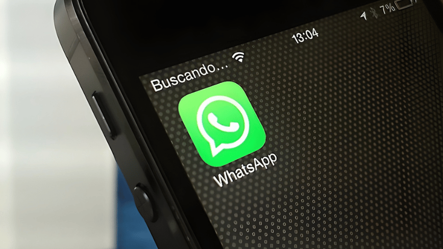 WhatsApp Discovers Italian Spyware Firm Creating Counterfeit iPhone App