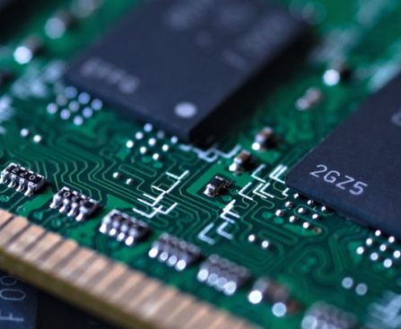 YouTuber Develops DIY RAM to Tackle Soaring Costs in 2026