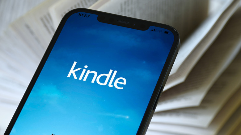 4 Distinct Kindle App Features Not Found on a Traditional Kindle