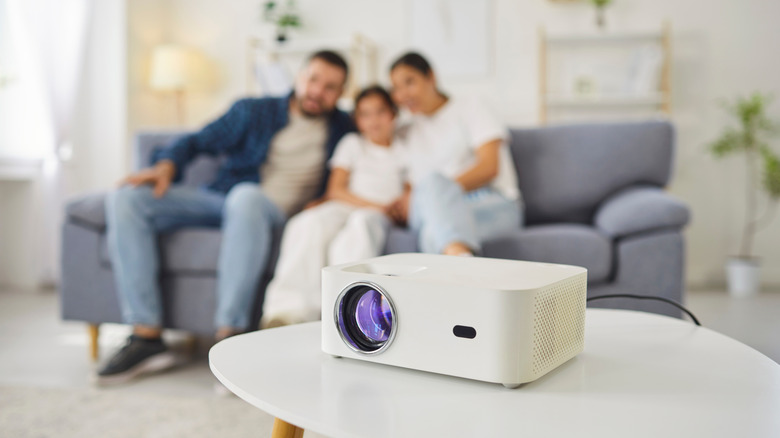 8 Common Mistakes to Steer Clear of When Buying a Projector