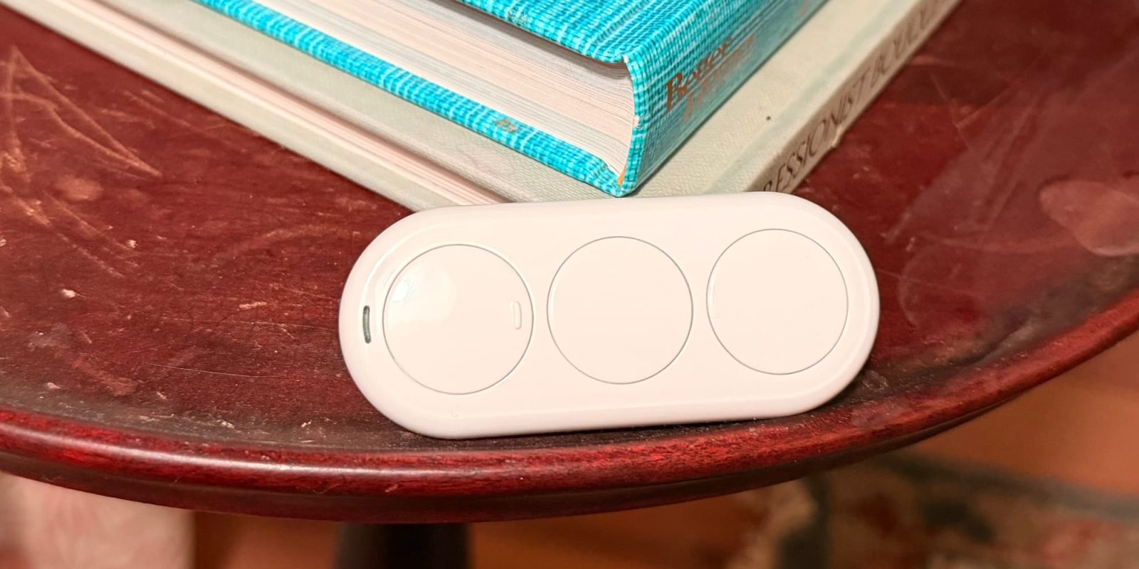 Airversa QliQ Unveils Rechargeable Thread Smart Button for Apple Home in HomeKit Weekly