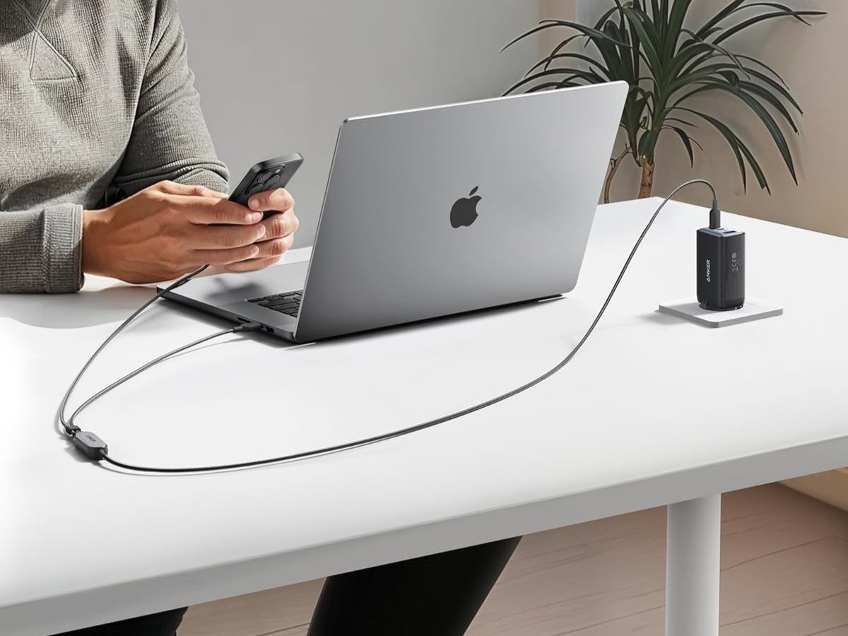 Anker's Discounted 2-in-1 USB-C Cable is a Great Buy for $15