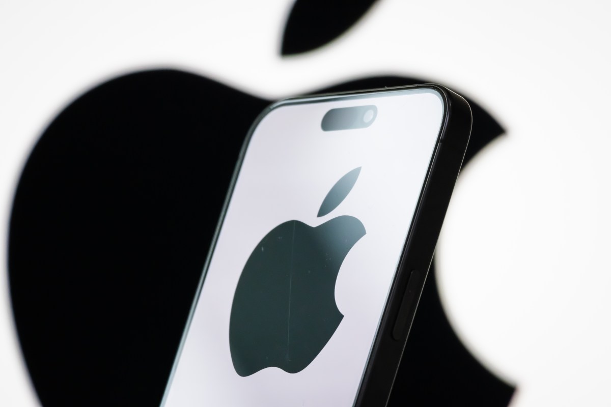 Apple Agrees to $250M Settlement Over Siri's Delayed AI Features