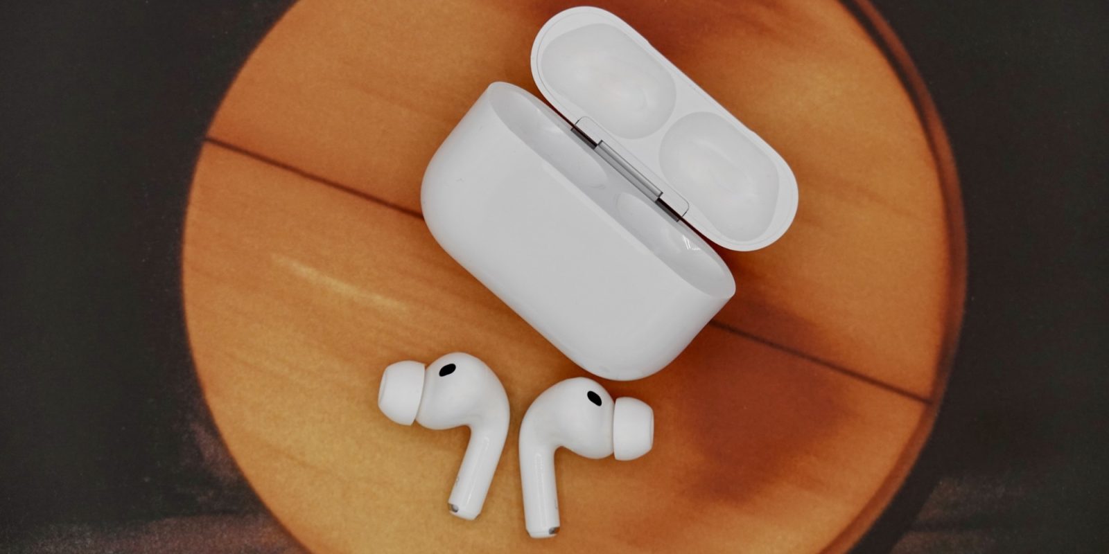 Apple Reaches Important Milestone in AirPods Camera Progress, Based on Report