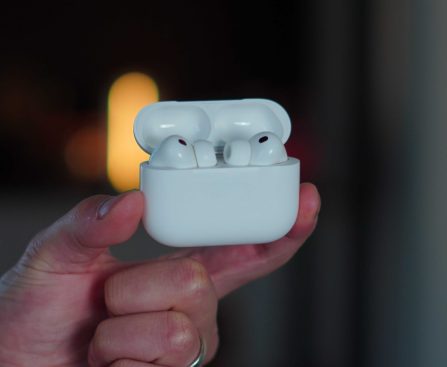 Apple Unveils New Insights on AirPods from Hearing Research