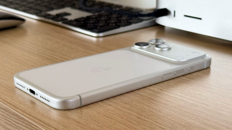 Apple's iPhone 17 Collection Reaches Unprecedented Popularity Thanks to Its Cutting-Edge Features