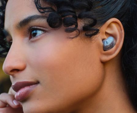 Beats Noise-Cancelling Earbuds Offered at 41% Off on Amazon Special Limited Time Deal