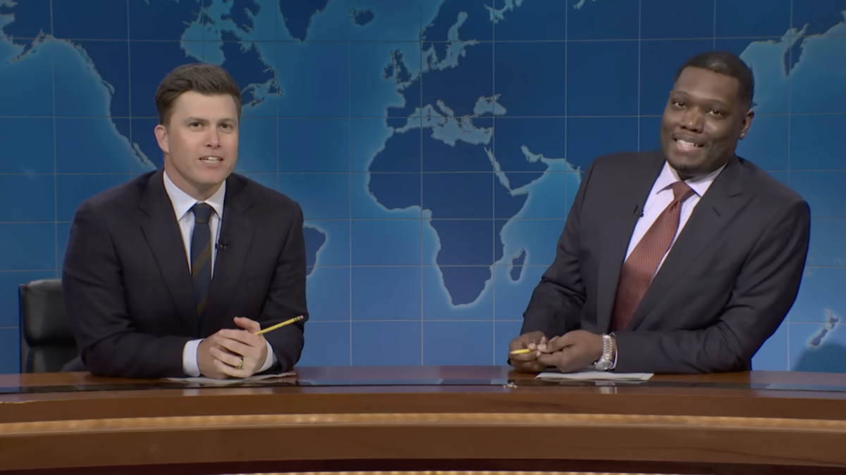 Colin Jost and Michael Che Exchange Weekend Update Jokes in SNL Season Finale