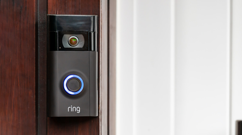 Comprehending the Blue Light Indicator on a Ring Camera: Is an Observer Present?
