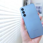 Consumer Reports Suggests Purchasing the $300 Samsung Smartphone