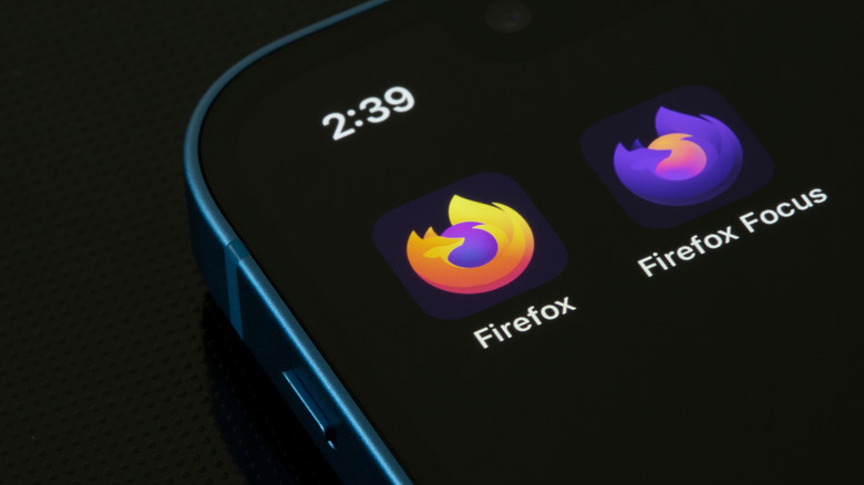 Contrasting Firefox and Google Chrome: 9 Pros and Cons