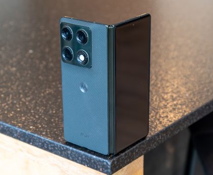 Detalles sobre la velocidad de carga del Motorola Razr Fold