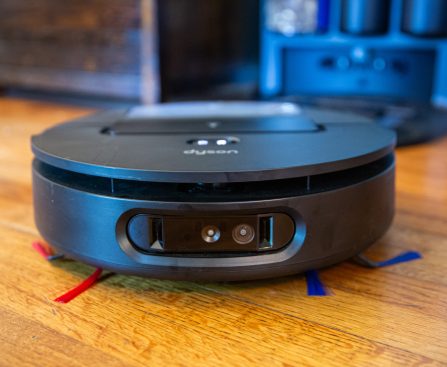 Dyson Improved the Robot, Compromised the Vacuum