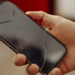 Efficacy of a Magic Eraser in Eliminating Scratches on Phone Screens