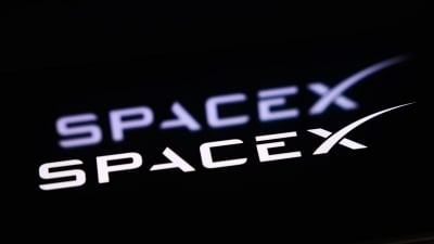 Elon Musk's SpaceX Might Go Public Next Month