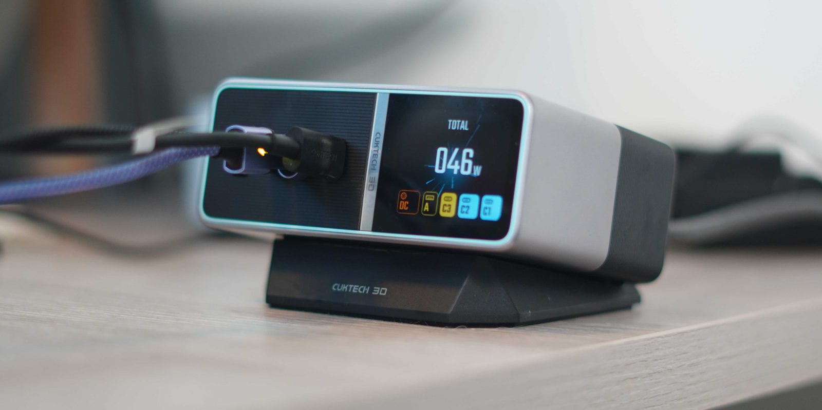 Evaluation of CUKTECH 30 Ultra: Capabilities Include 300W Charging and Live Power Tracking
