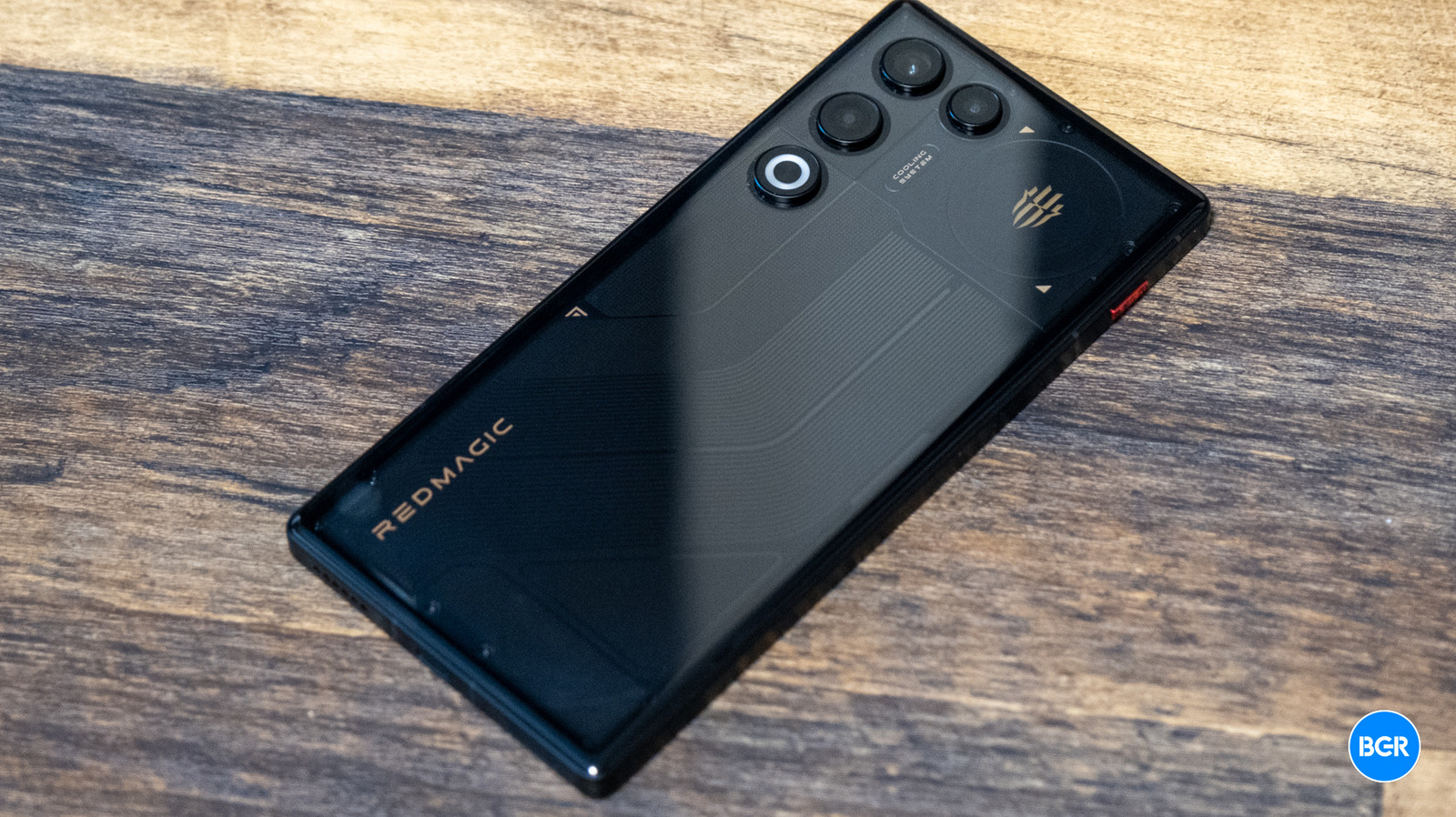 Evaluation of RedMagic 11 Air: A Streamlined Mobile Device Tailored for Gamers