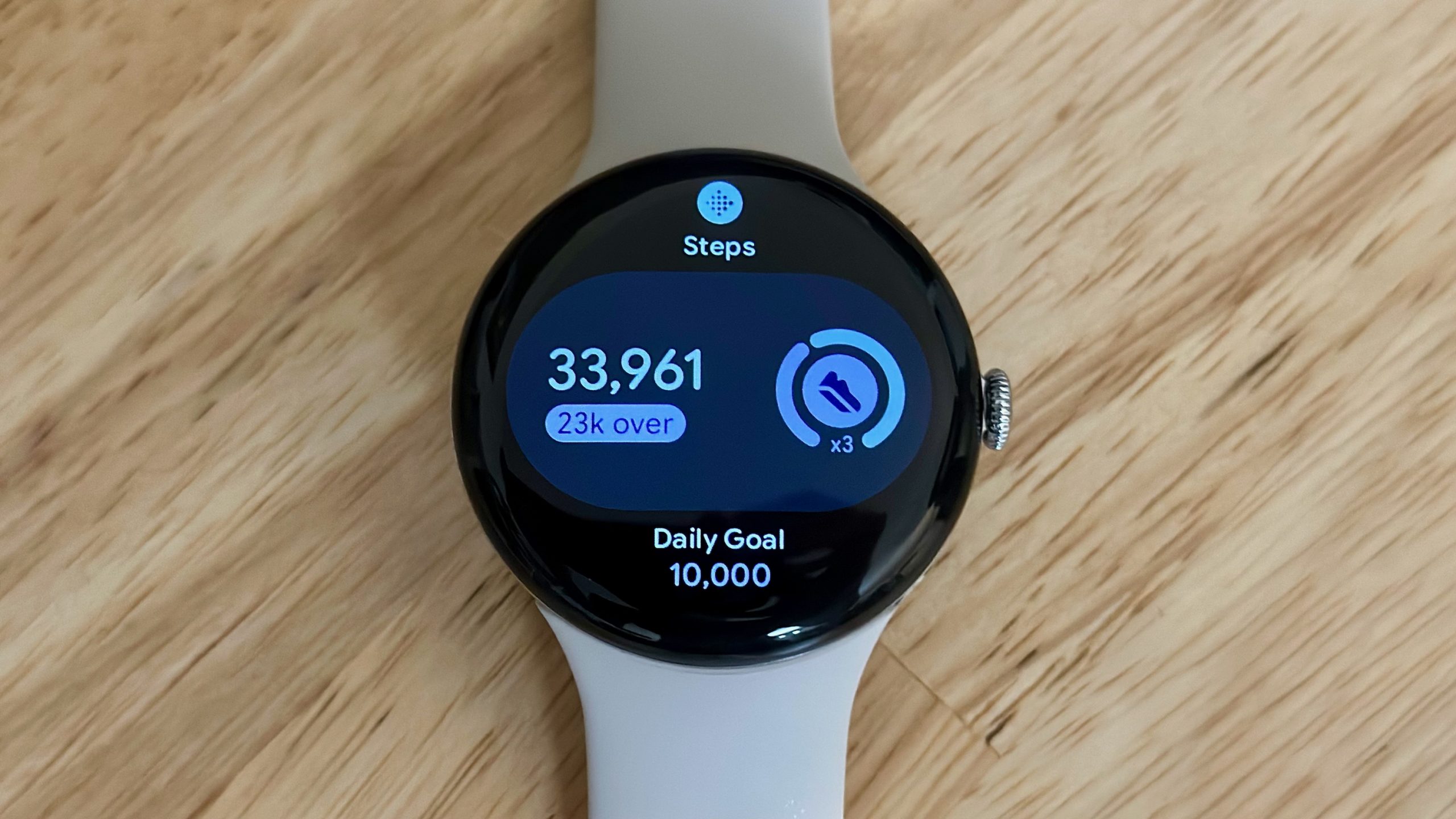 Flawed Fitbit Update Turns Off Sensors on Pixel Watch 3 and 4