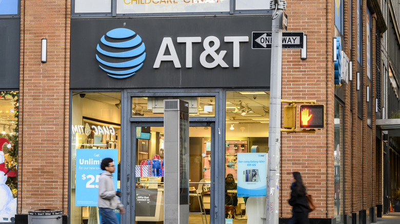 Four Budget-Friendly Phone Providers Leveraging AT&T's Network