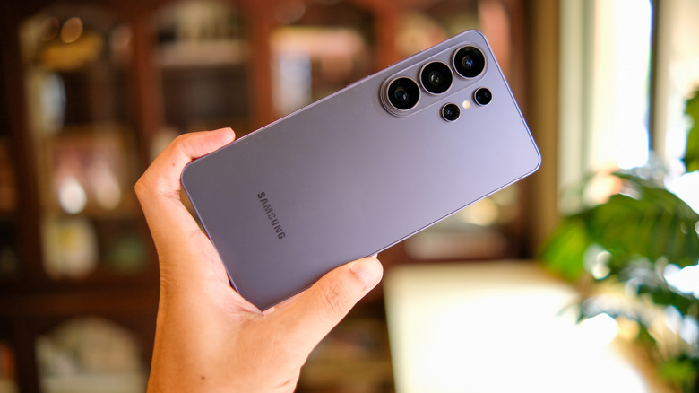 Free Android Applications and Functions to Substitute Your Outdated Office Devices