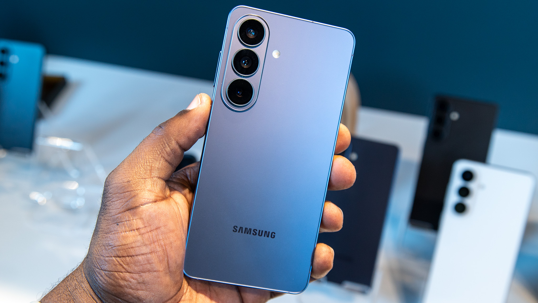 Grasping the Viral Verizon Offer: How to Acquire a Complimentary Samsung Phone, Tablet, and Smartwatch