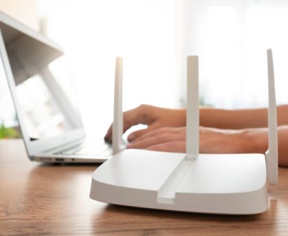 How to Alternate Between Ethernet and Wi-Fi Connections