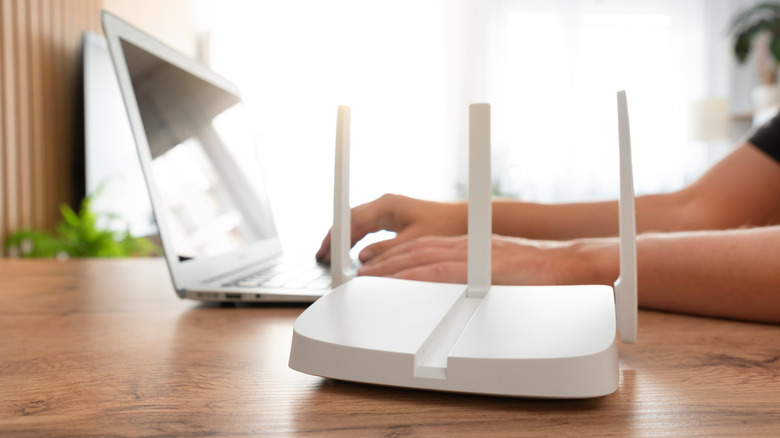 How to Alternate Between Ethernet and Wi-Fi Connections