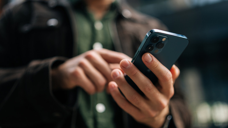 How to Modify an Essential Camera Configuration for All iPhone Applications