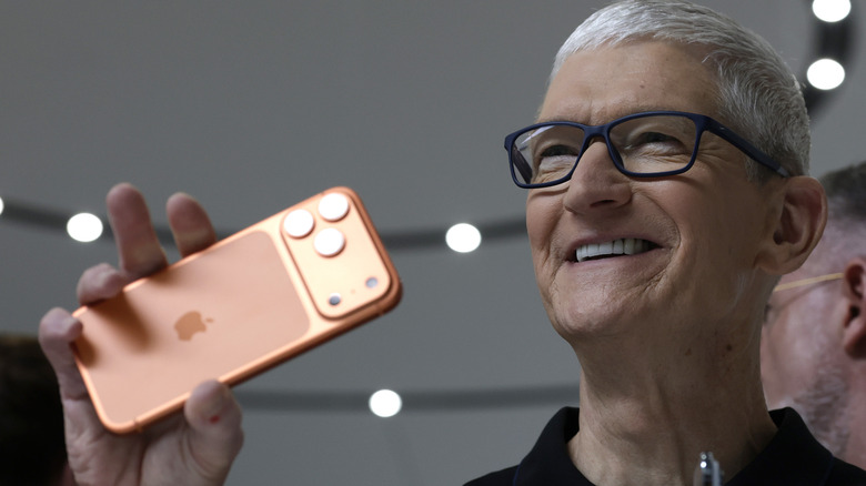 Impending iPhone Fold: Verified Information, Speculations, and Anticipated Release Date