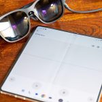 Intelligent Eyewear Converts Razr Fold into a Completely Operational Laptop