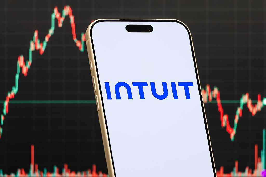 Intuit to Cut Over 3,000 Jobs to Prioritize AI