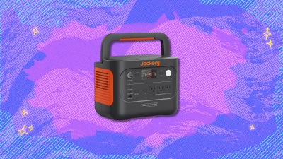 Jackery Explorer 1000 v2 Power Station: Now $499, Save $300!