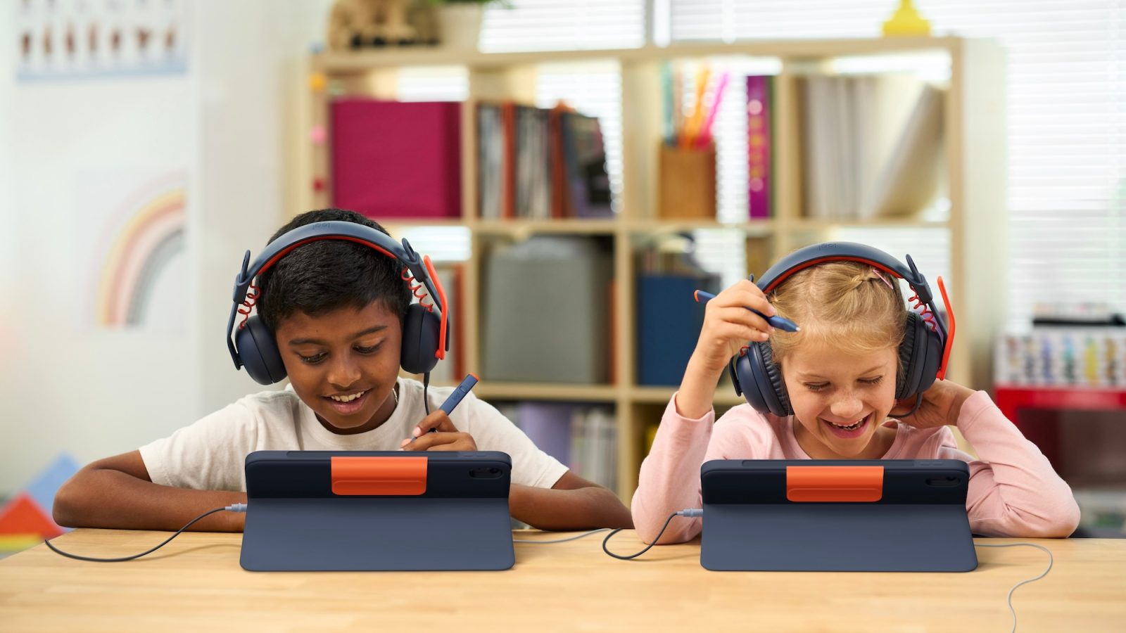 Logitech Unveils Two Fresh Keyboard Cases for iPad