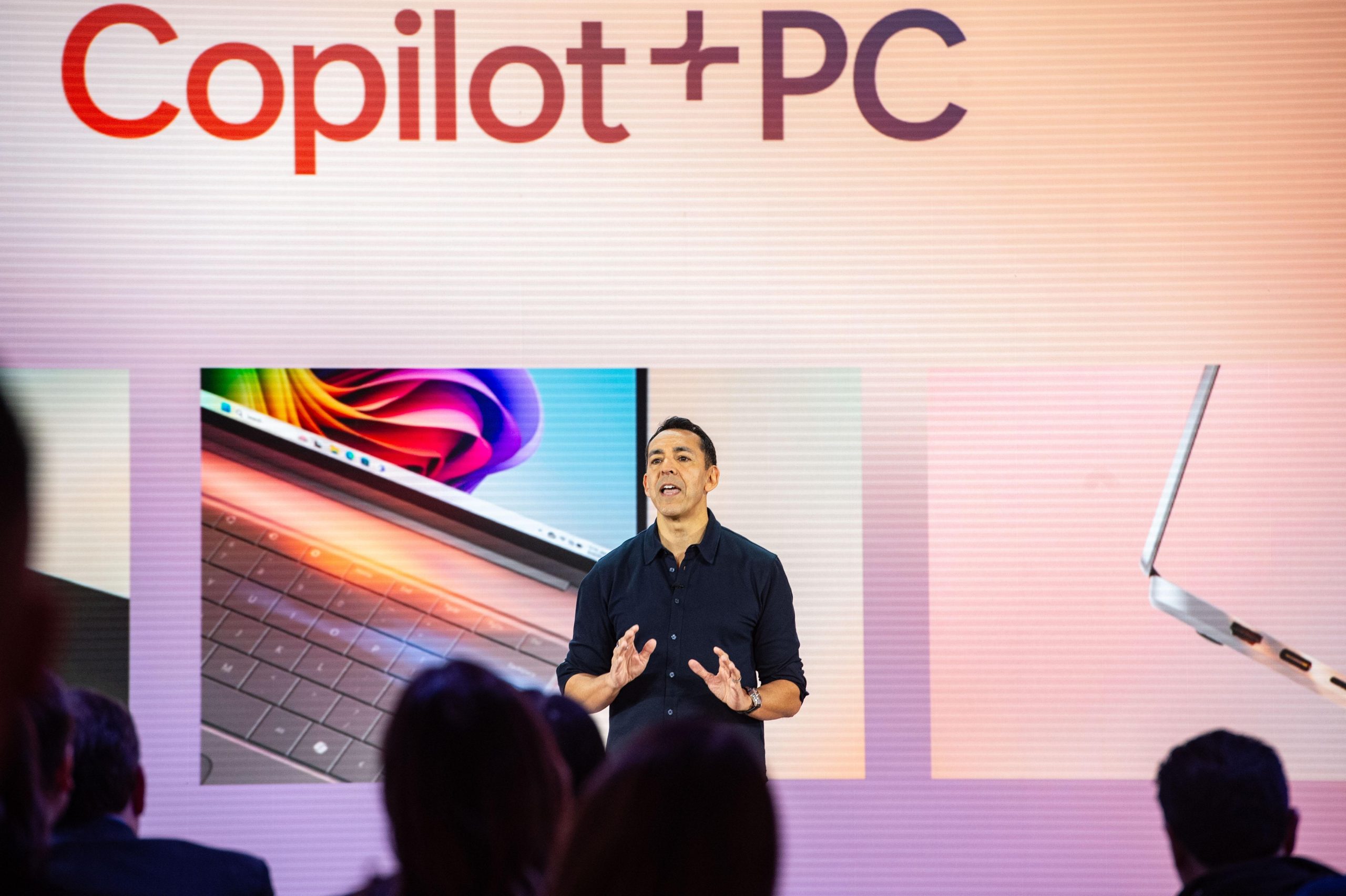 Microsoft's Consumer Marketing Chief to Leave Next Year