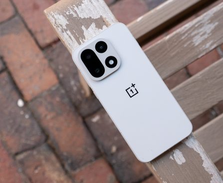 OxygenOS 16.1 Elevates OnePlus 15 with Enhanced Intelligence, Security, and Customization